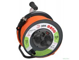 ЭРА Б0052920 Удлинитель силовой RMx-4es-3x2.5-30m-IP44 на металлической катушке с заземлением с выключателем 4 розетки 30м ПВС
